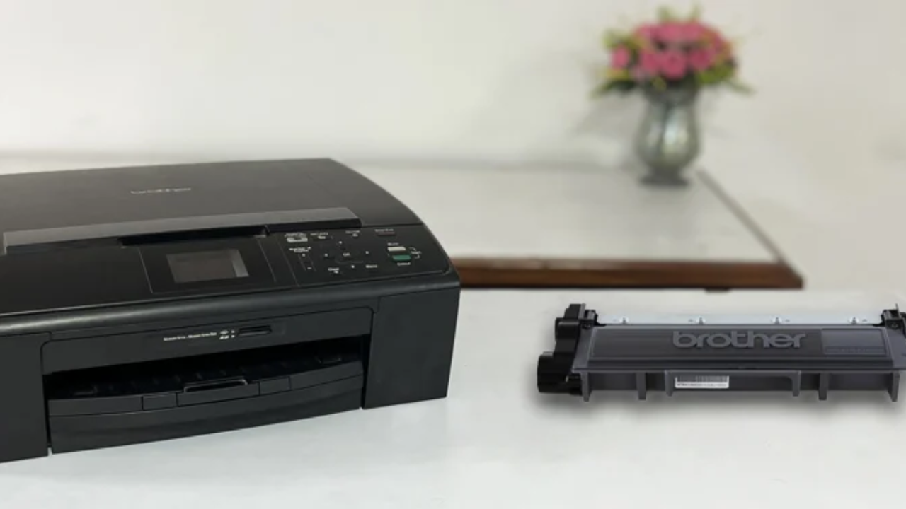 Replace Toner in Printer